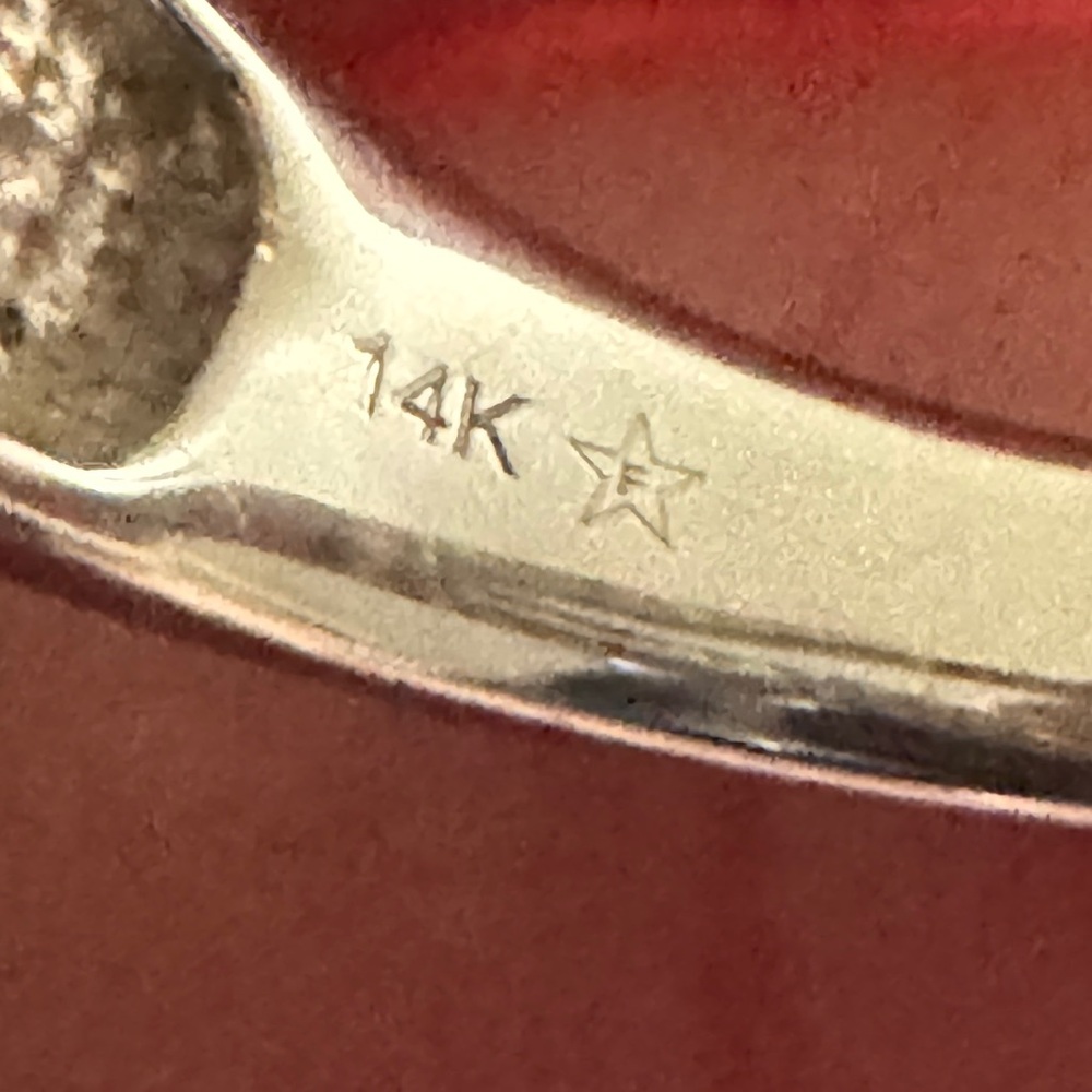 Gold Diamond Cluster Ring With Split Shank Design - image 4